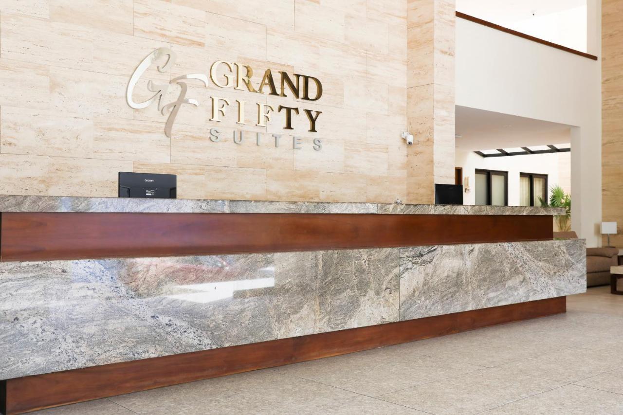 Grand Fifty Suites Плайя-дель-Кармен Екстер'єр фото