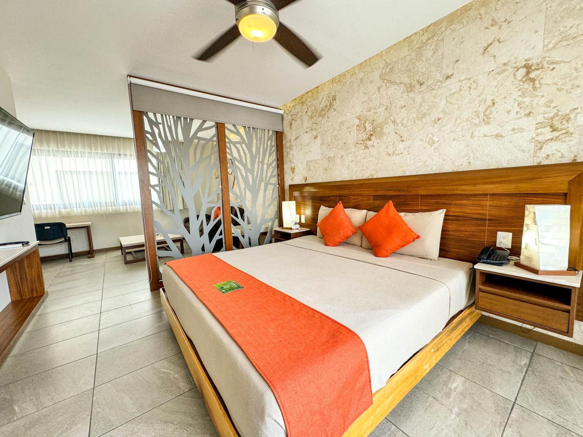 Grand Fifty Suites Плайя-дель-Кармен Екстер'єр фото