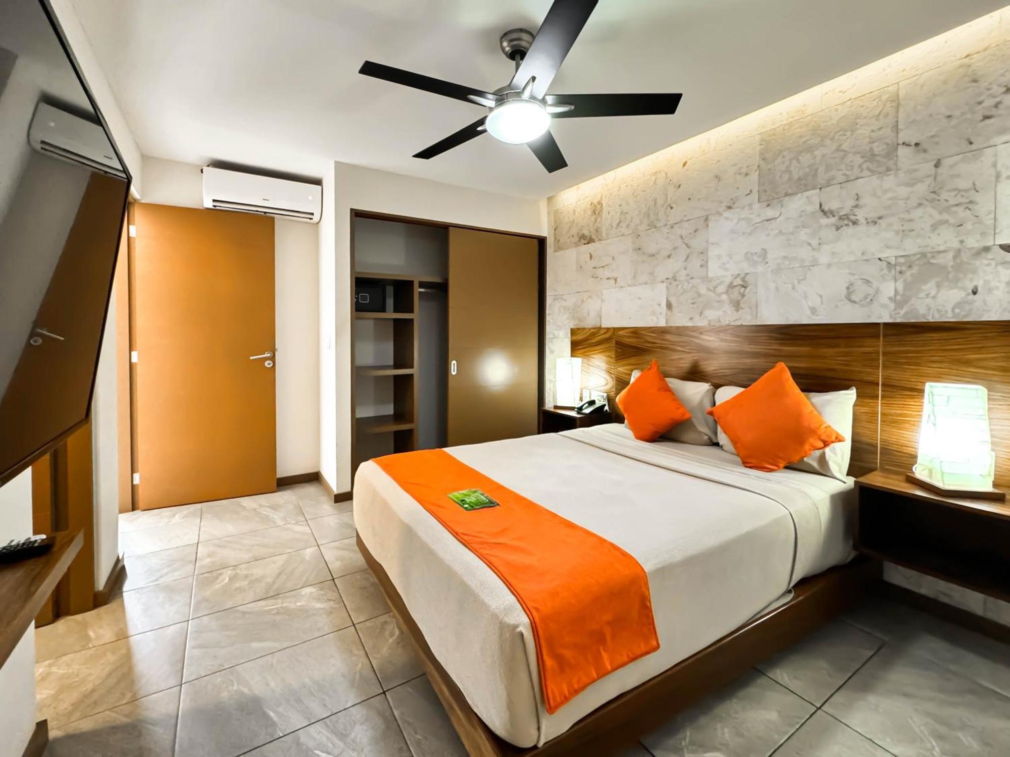 Grand Fifty Suites Плайя-дель-Кармен Екстер'єр фото