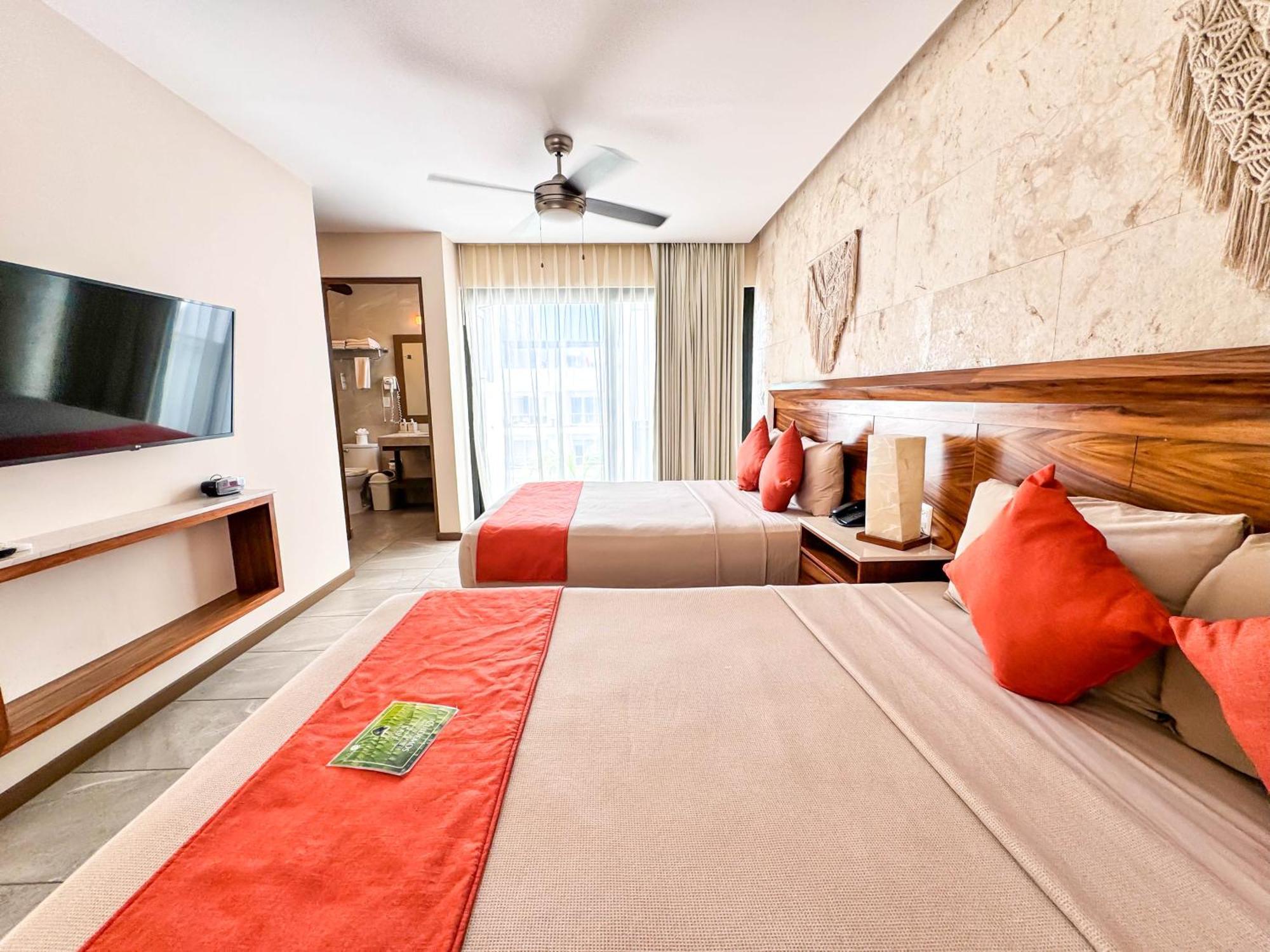 Grand Fifty Suites Плайя-дель-Кармен Екстер'єр фото